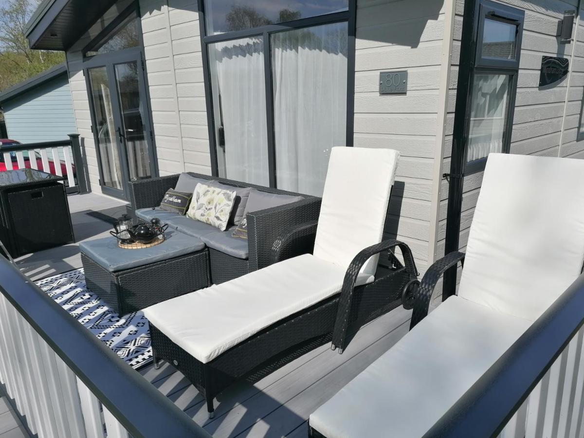 Luxury Lodge On Edge Of New Forest And 800M From Sea Entertainment And Leisure Passes Included Milford on Sea Ngoại thất bức ảnh